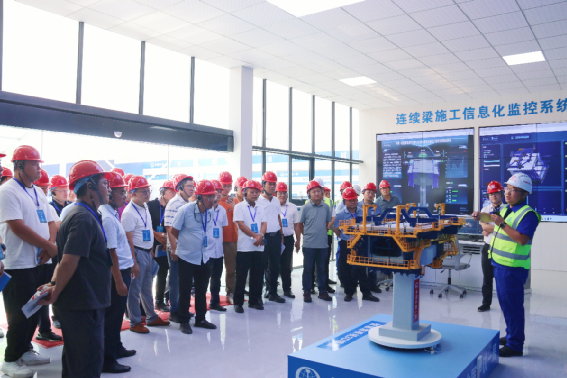 “智”造精品，“慧”聚品牌！杭州機場高鐵...